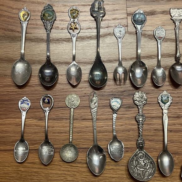 Large Lot of 78 Vintage Souvenir Collector Spoons States Places Figural - Picture 8 of 12